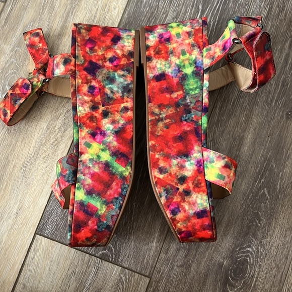 Zara Trafaluc Platform Wedge Sandals Size graphic geometric rainbow PRIDE design - Picture 5 of 7